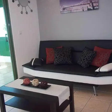 Puerto Del Carmen Sleeps 2 Pool Wifi Апартаменти Пуерто-дель-Кармен
